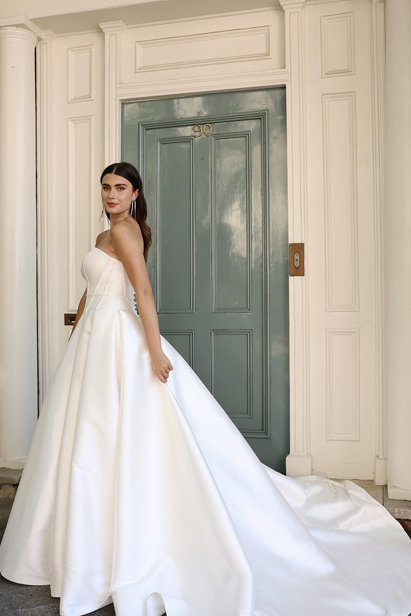 Essense Bridal Collection Style Number D4117 - 2