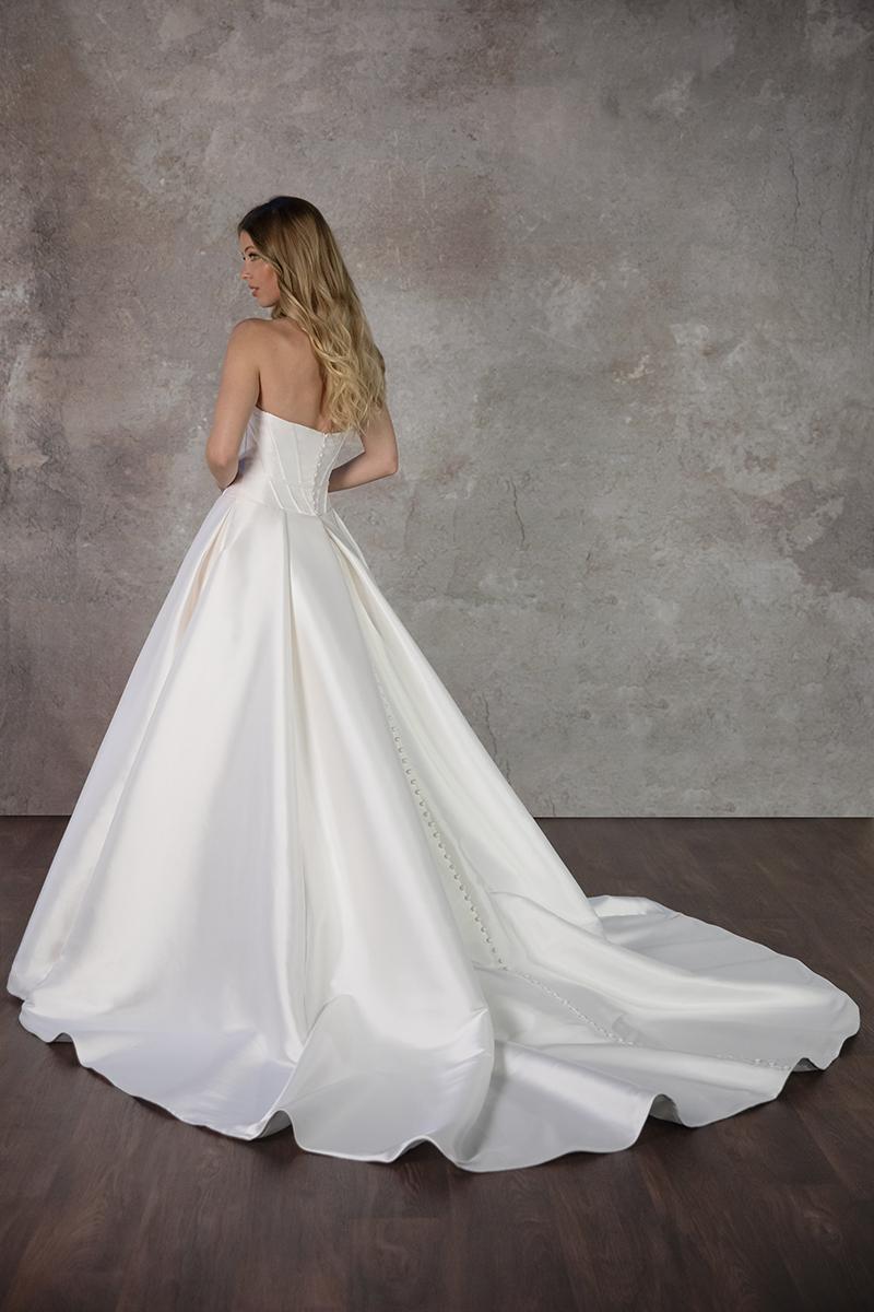 Essense Bridal Collection Style Number D4117 - 4