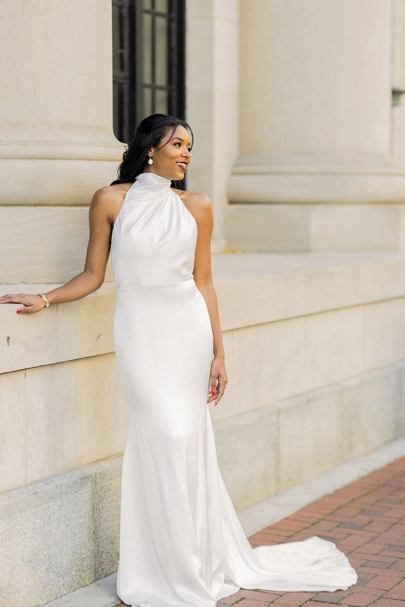 Essense Bridal Collection Style Number D4123 - 1
