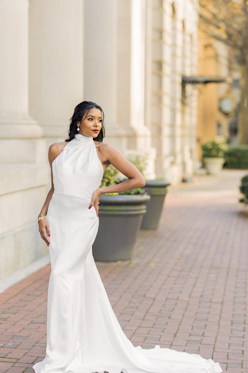 Essense Bridal Collection Style Number D4123 - 3