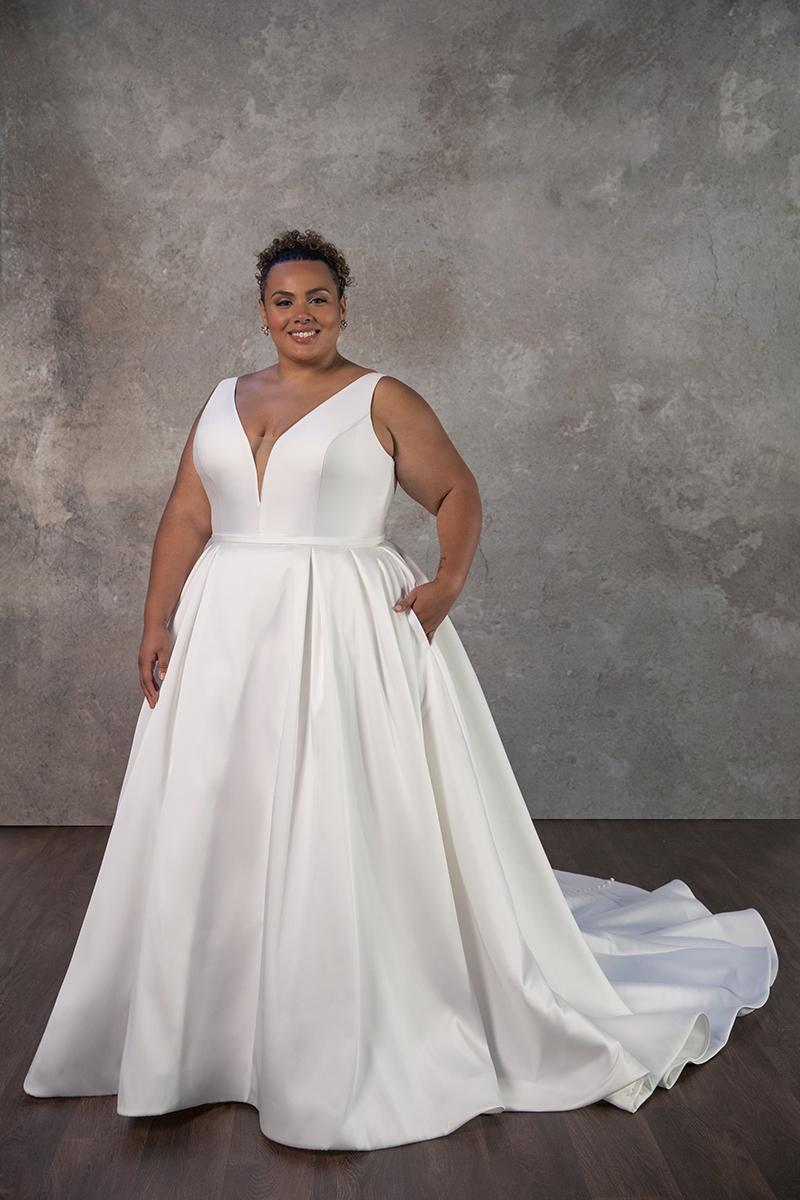 Essense Bridal Collection Style Number D4140 - 6
