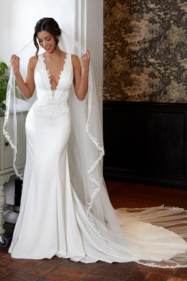 Essense Bridal Collection Style Number D4155 - 1