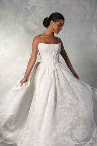 Essense Bridal Collection Style Number D4158 - 6