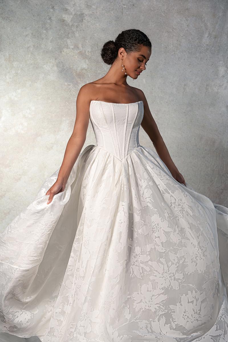 Essense Bridal Collection Style Number D4158 - 6
