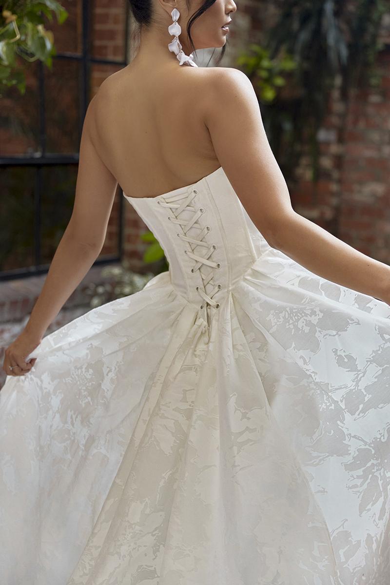 Essense Bridal Collection Style Number D4158 - 7