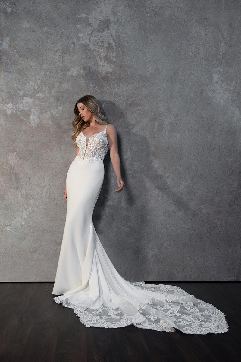 Essense Bridal Collection Style Number D4181 - 4