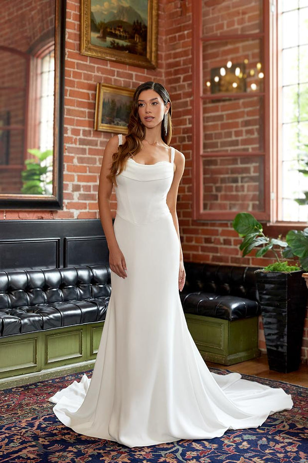 Essense Bridal Collection Style Number D4190 - 1