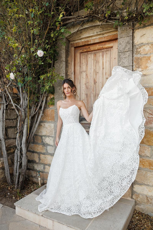 Essense Bridal Collection Style Number D4196 - 1