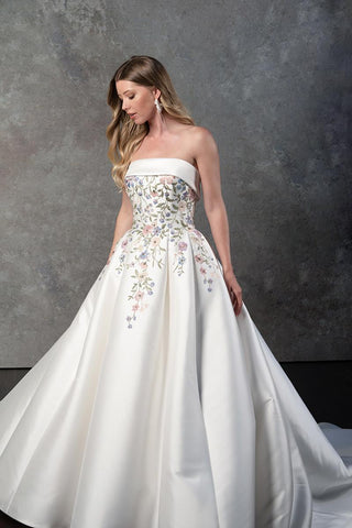 Essense Bridal Collection Style Number D4217 - 6