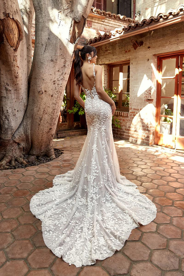 Essense Bridal Collection Style Number D4223 - 2