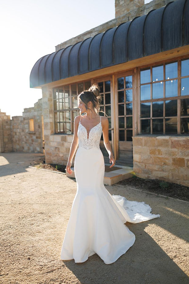 Essense Bridal Collection Style Number D4226 - 1