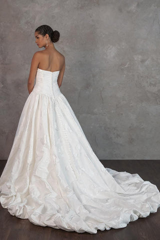 Essense Bridal Collection Style Number D4325 - 2