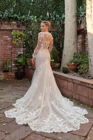 Essense Bridal Collection Style Number D4329 - 4