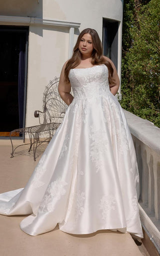 Essense Bridal Collection Style Number D4407 - 4