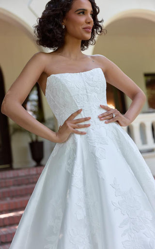 Essense Bridal Collection Style Number D4407 - 8