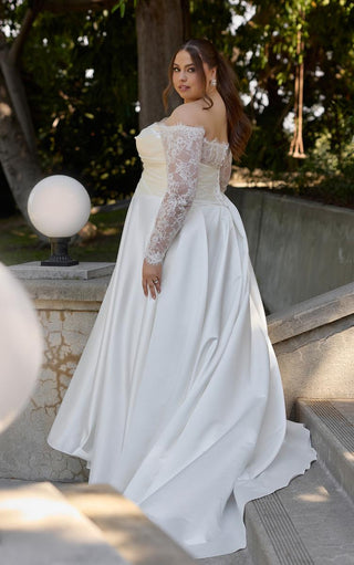 Essense Bridal Collection Style Number D4457 - 6