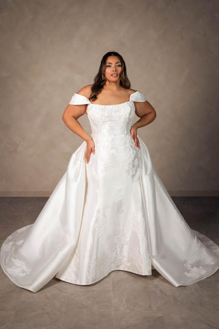 Essense Bridal Collection Style Number D4493 - 5