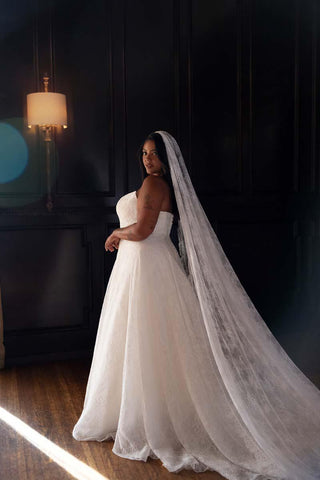 Essense Bridal Collection Style Number D4543 - 11