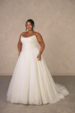 Essense Bridal Collection Style Number D4543 - 8