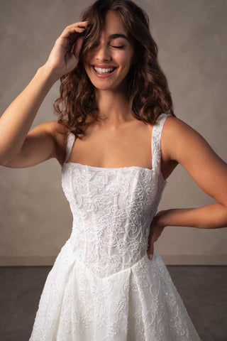 Essense Bridal Collection Style Number D4572 - 4