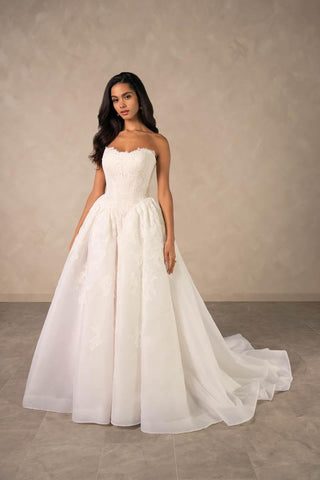 Essense Bridal Collection Style Number D4573 - 3