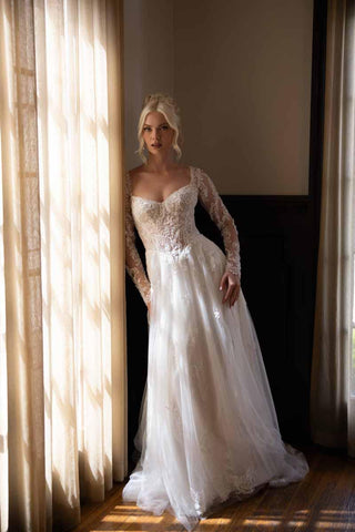 Essense Bridal Collection Style Number D4577 - 1