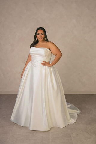 Essense Bridal Collection Style Number D4602 - 5