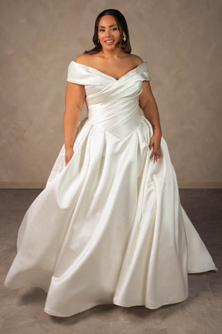 Essense Bridal Collection Style Number D4604 - 10