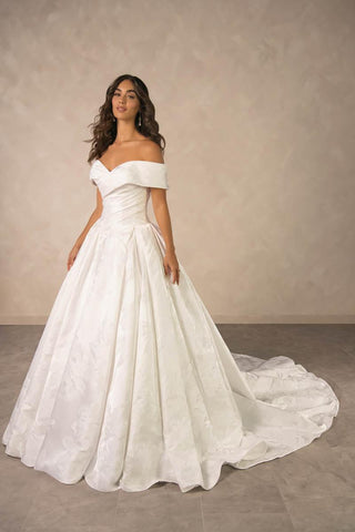 Essense Bridal Collection Style Number D4604 - 7