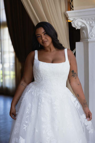 Essense Bridal Collection Style Number D4620 - 8