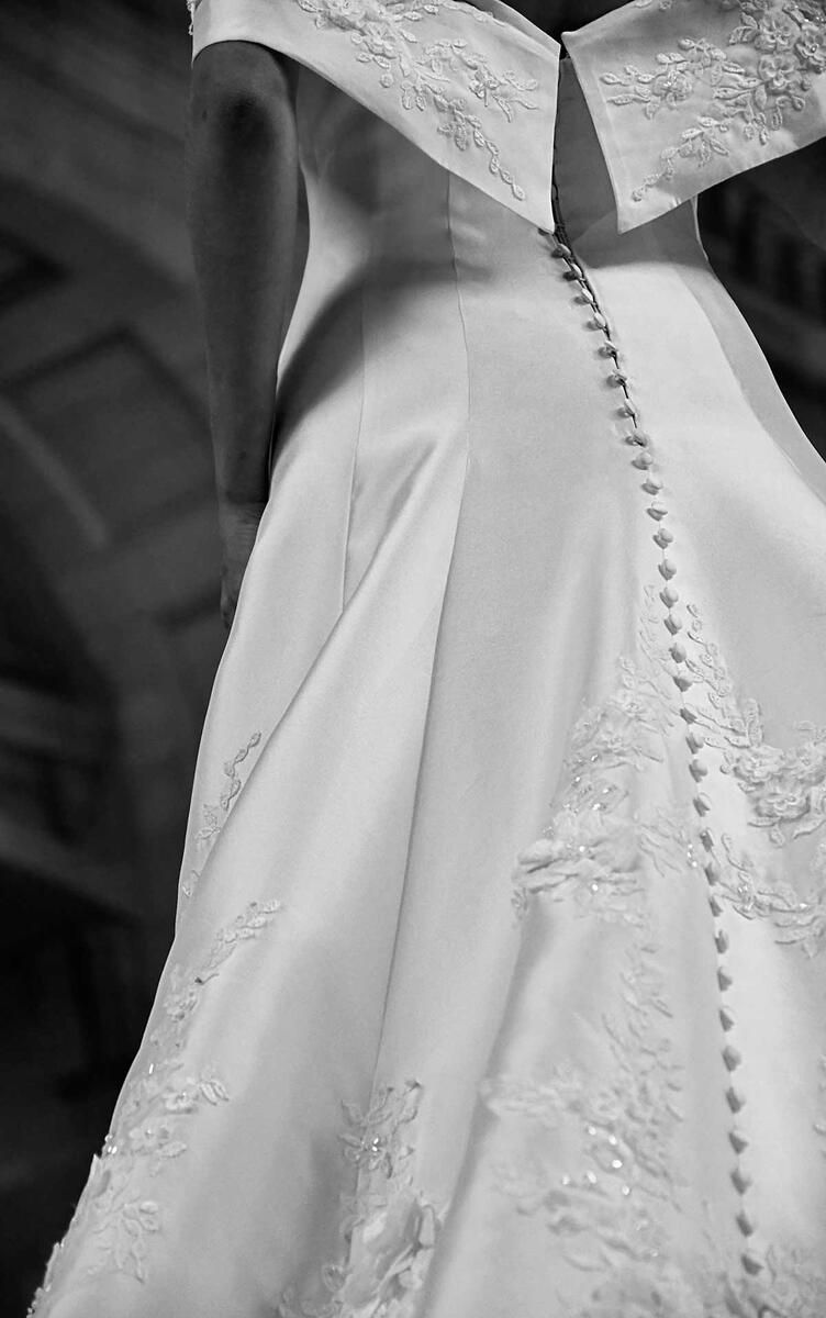 Martina Liana Luxe Style Number LE1130 - 8
