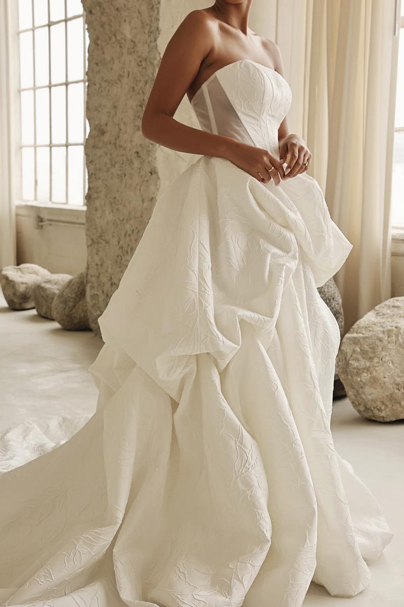 Martina Liana Luxe Style Number LE1364 - 7