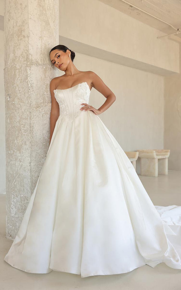 Martina Liana Luxe Style Number LE1382 - 1