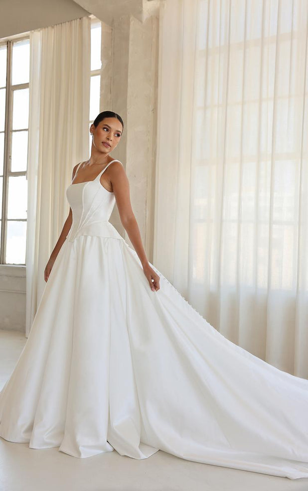 Martina Liana Luxe Style Number LE1388OS - 1
