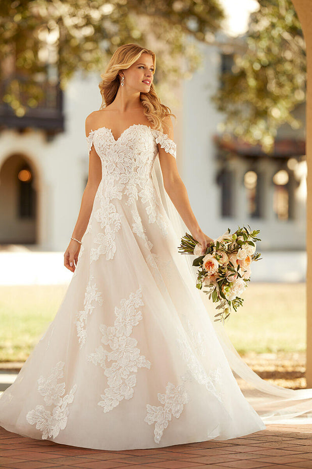 Stella York Style Number 7115 - 1