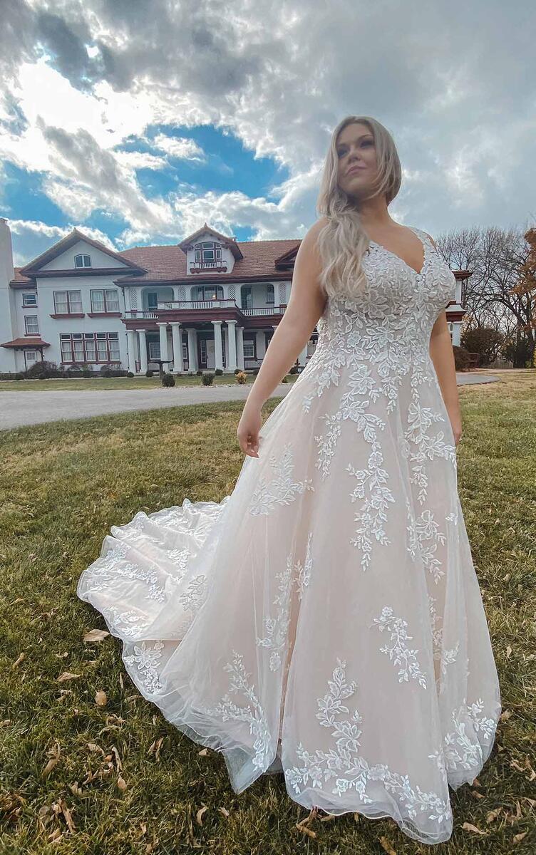 Stella York Style Number 7169 - 1