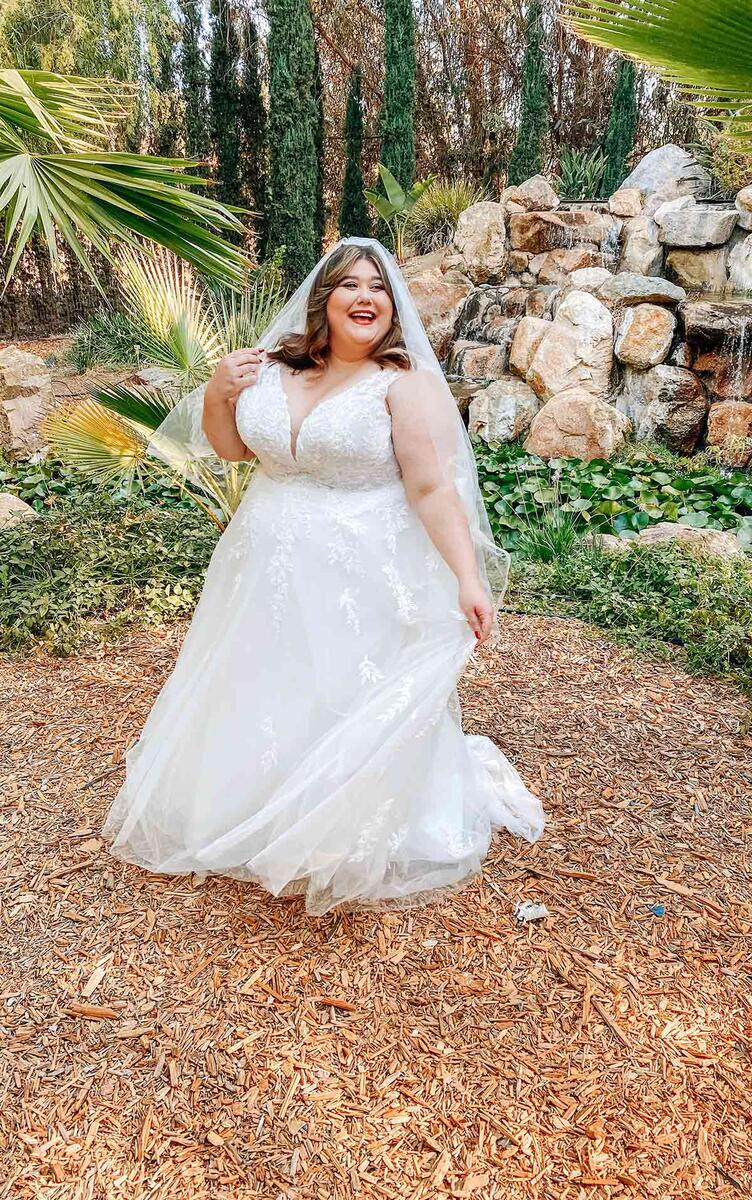 Stella York Style Number 7177 - 8