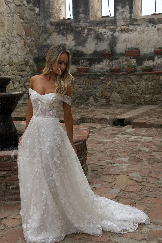 Stella York Style Number 7502 - 1