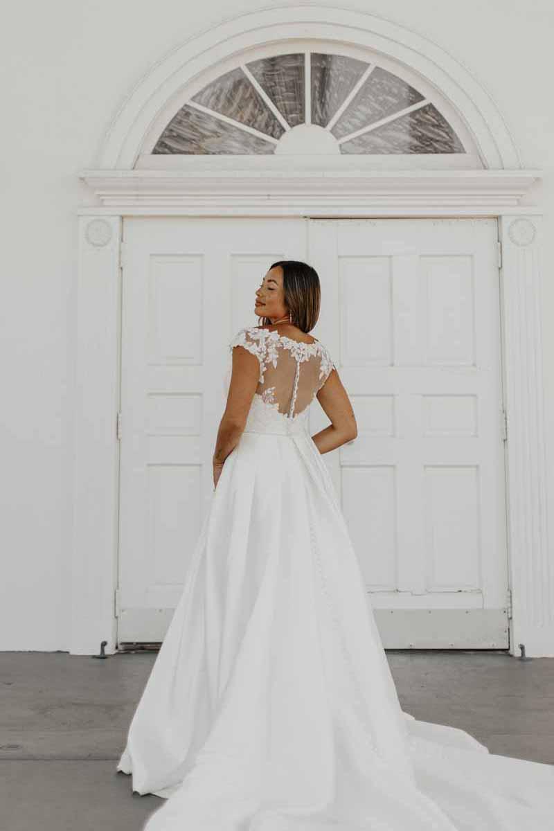 Stella York Style Number 7577 - 2