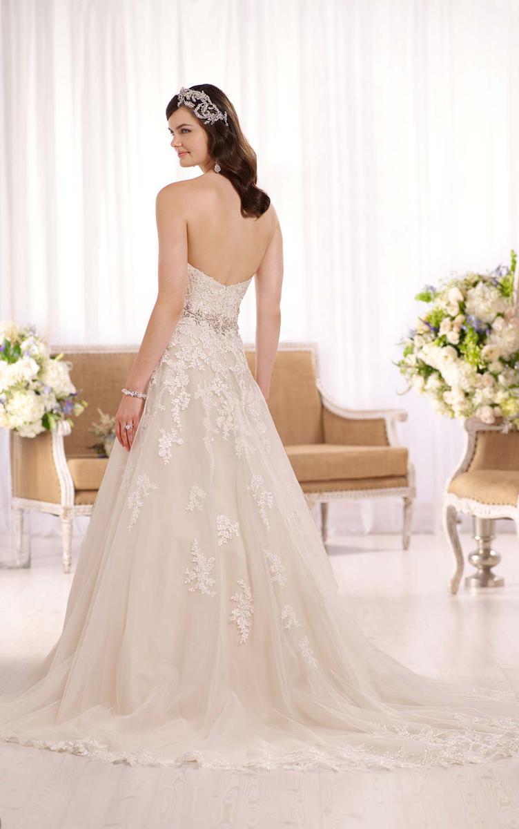 Stella York Style Number 7669 - 9