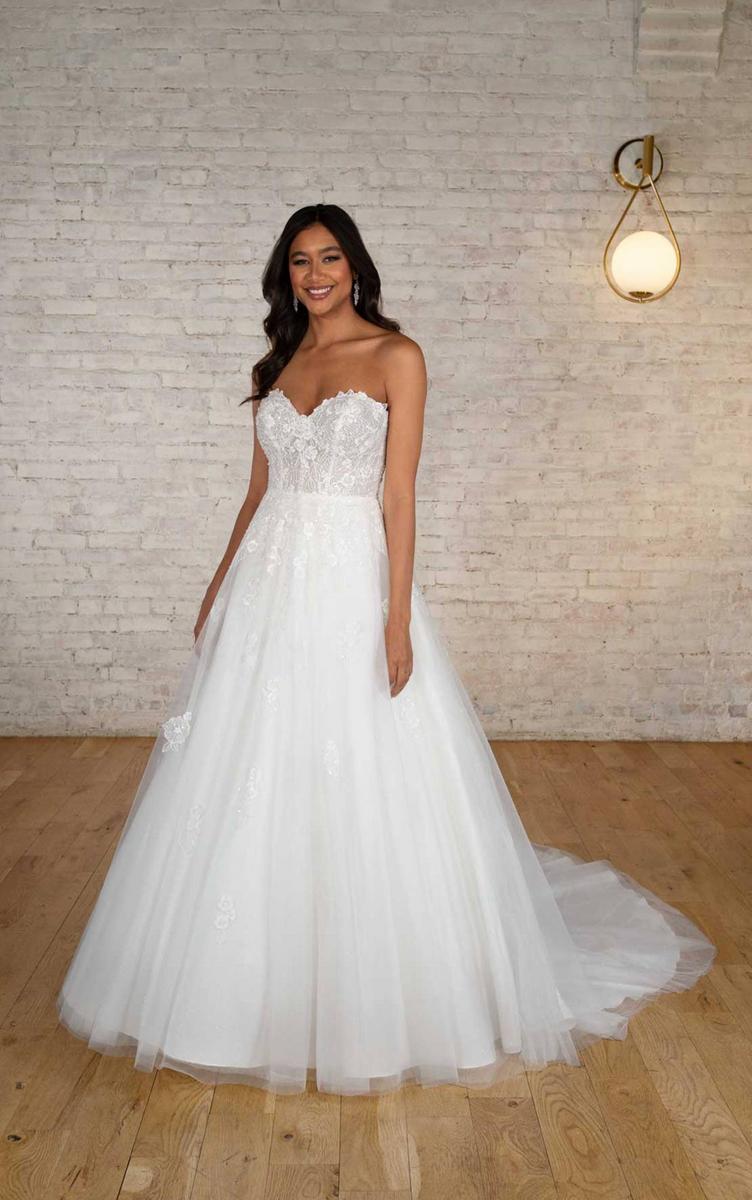Stella York Style Number 7673 - 3
