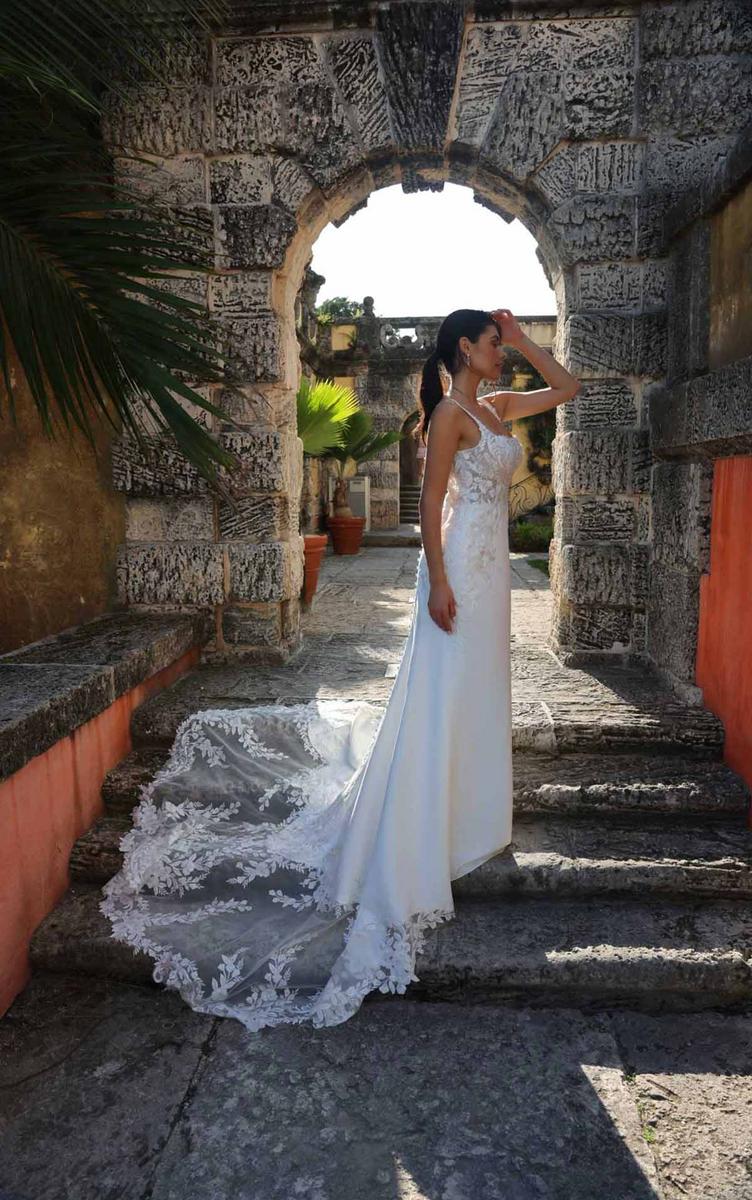 Stella York Style Number 7715 - 8