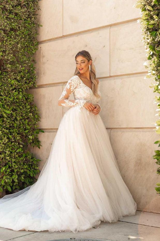 Stella York Style Number 7725 - 2