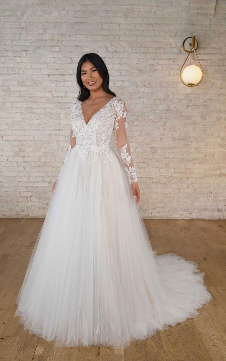 Stella York Style Number 7725 - 7