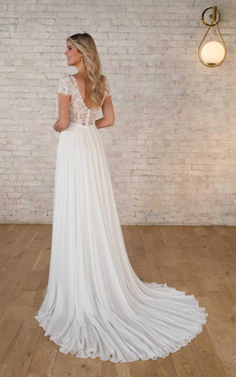 Stella York Style Number 7747 - 4