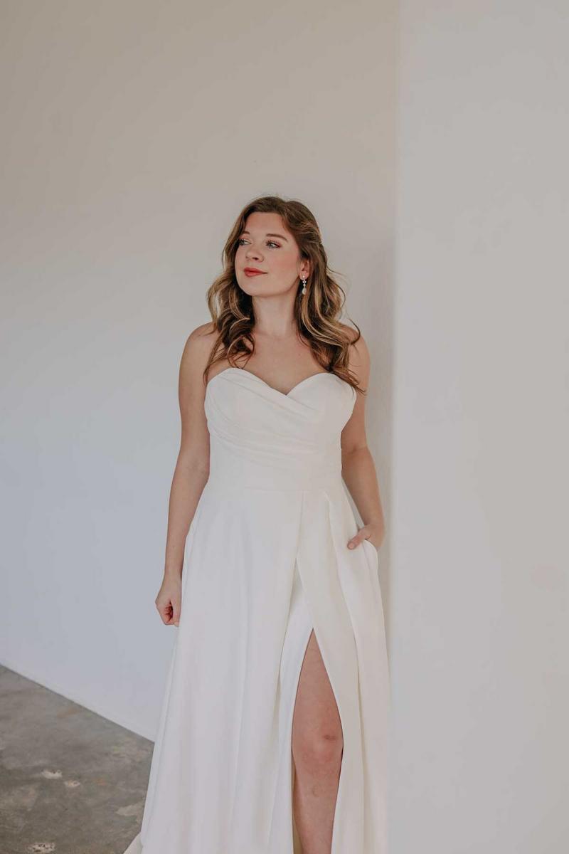 Stella York Style Number 7749 - 4