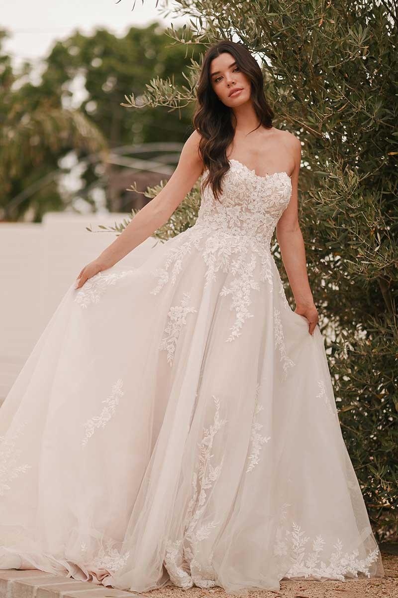 Stella York Style Number 7810 - 1