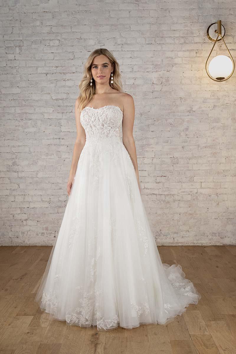 Stella York Style Number 7810 - 3