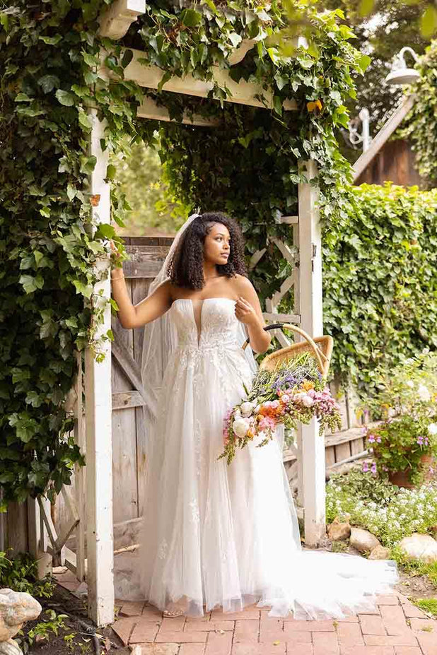 Stella York Style Number 7825 - 1