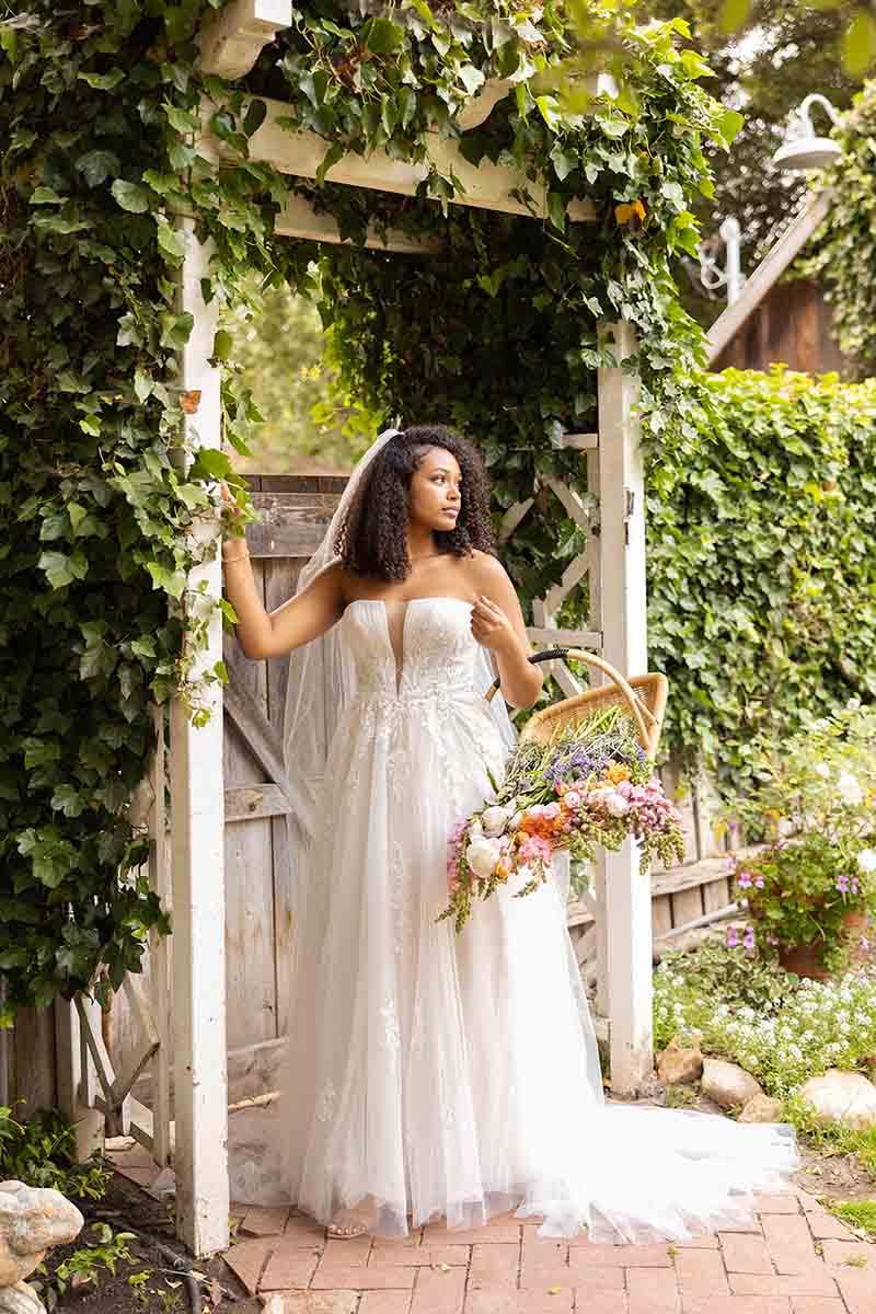 Stella York Style Number 7825 - 1